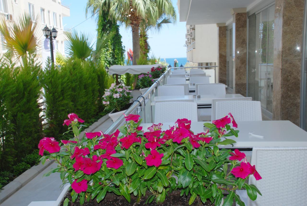 סיליפקה Palm Beach Otel מראה חיצוני תמונה