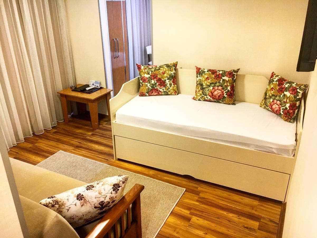 סיליפקה Palm Beach Otel מראה חיצוני תמונה